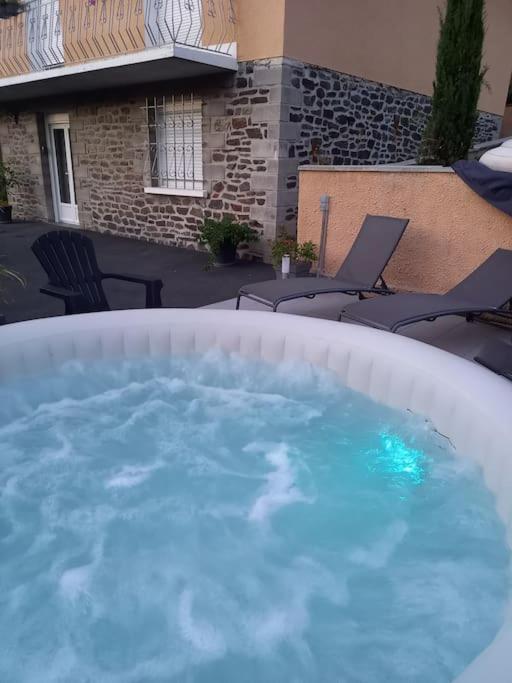Appartement En Aveyron Aubin  Eksteriør bilde